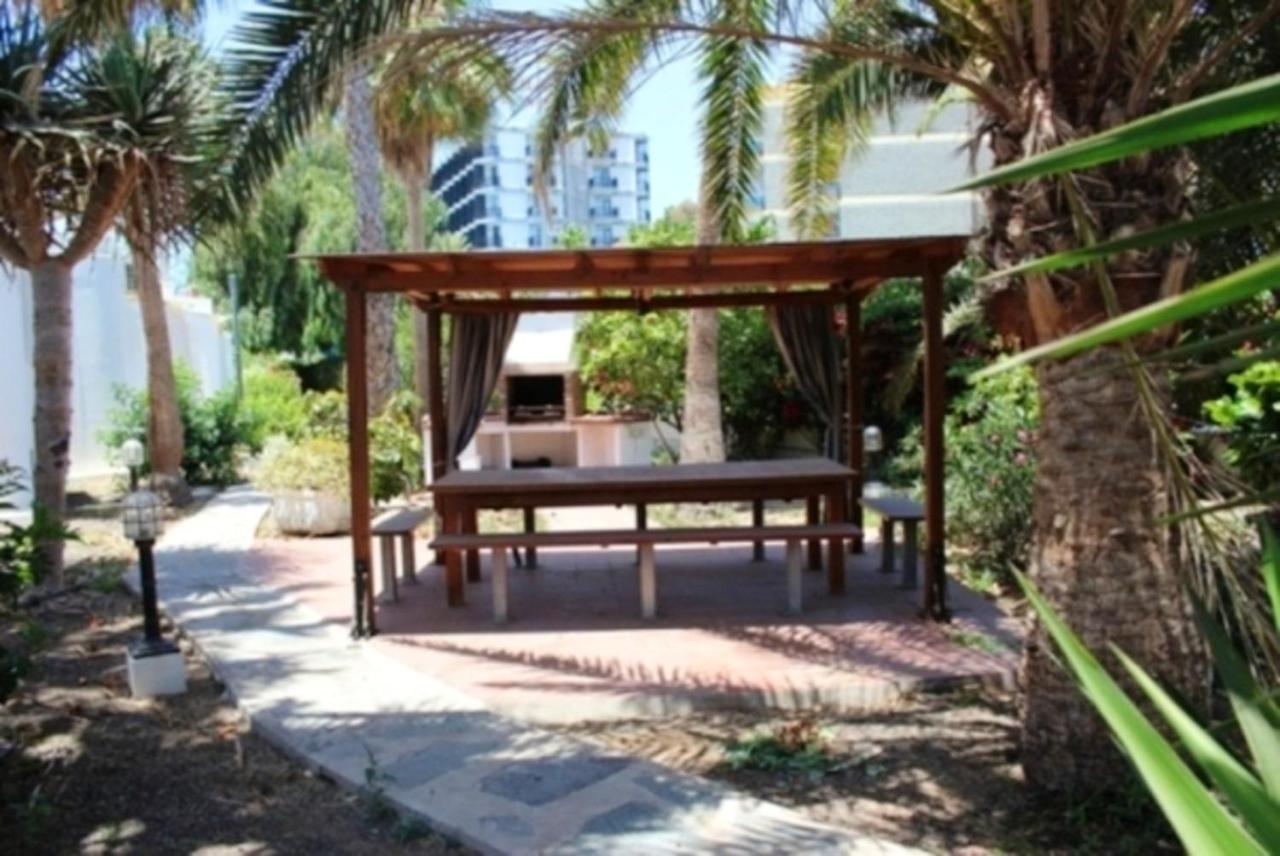 Holiday home 2 Bedrooms House At San Bartolome De Tirajana 300 M Away From The Beach With Sea View Shared Pool And Enclosed Garden